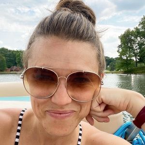 Meet your Posher, Candace